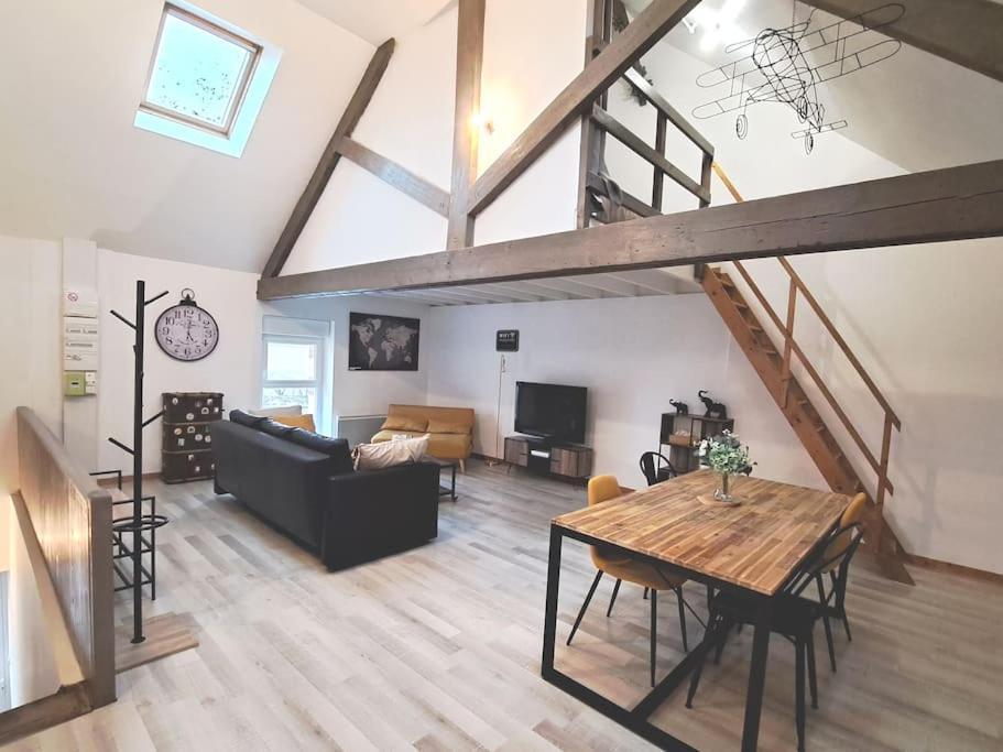 Loft Proche Des Plages Et Sites Du Debarquement Osmanville Exterior photo